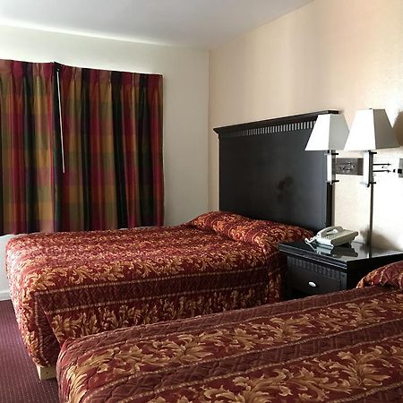 Townhouse Motel Уид Экстерьер фото