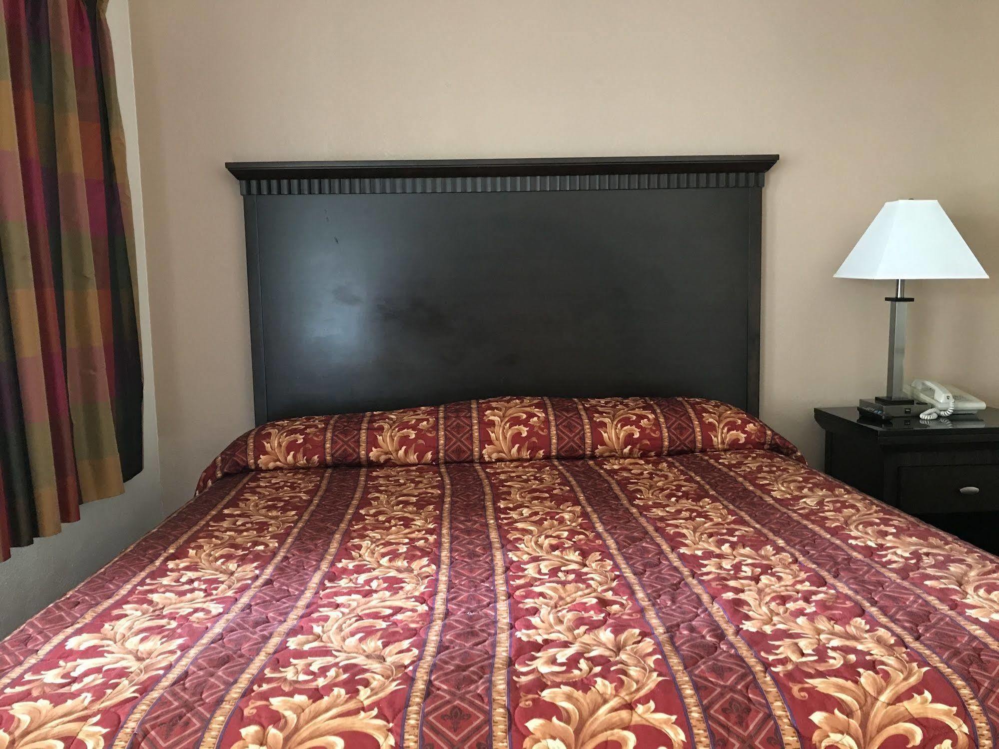 Townhouse Motel Уид Экстерьер фото