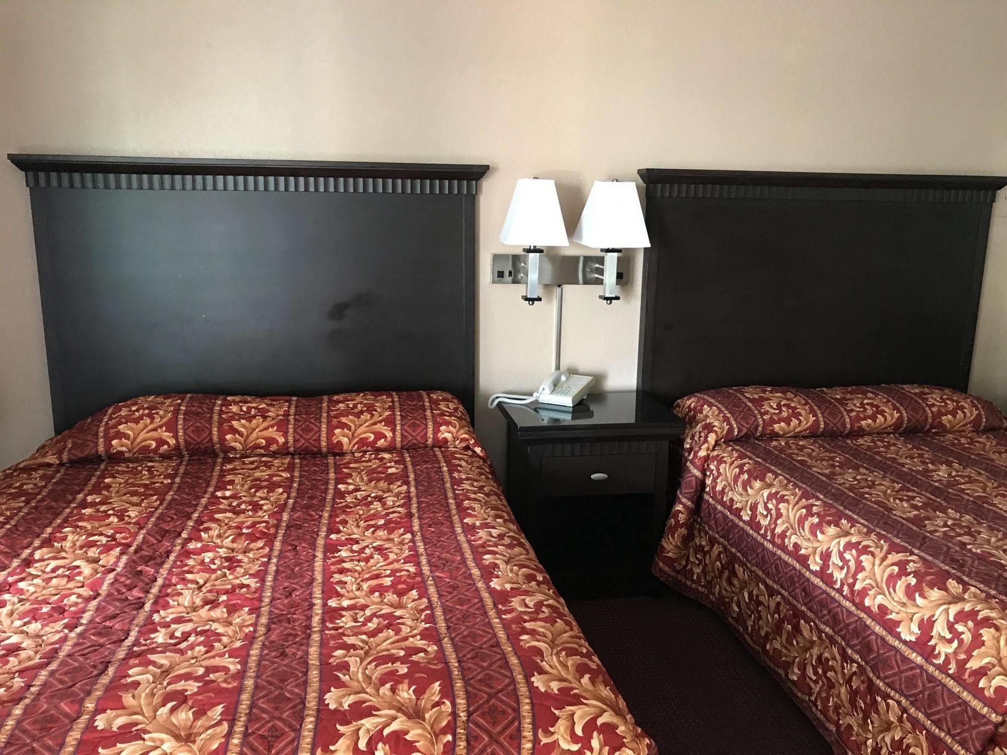 Townhouse Motel Уид Экстерьер фото